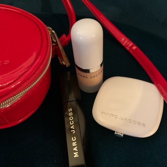 Marc Jacobs beauty Mini red purse Cosmetic Bag crossbody dew drop mascara bronze - Picture 4 of 12